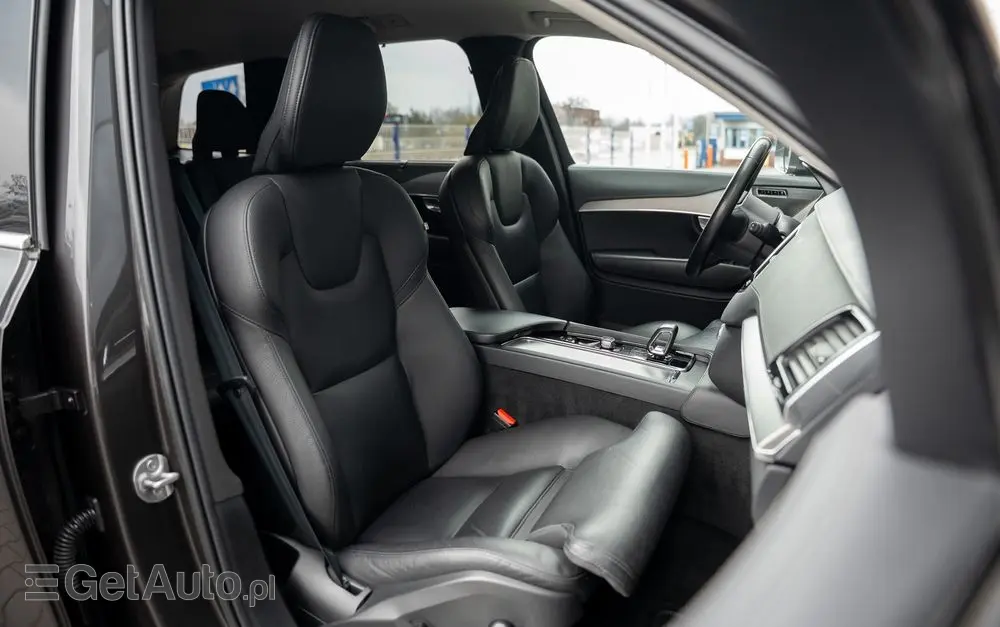 VOLVO XC 90 D5 AWD Inscription 7os