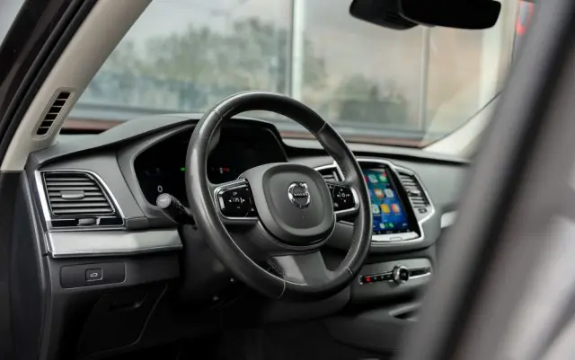 VOLVO XC 90 D5 AWD Inscription 7os