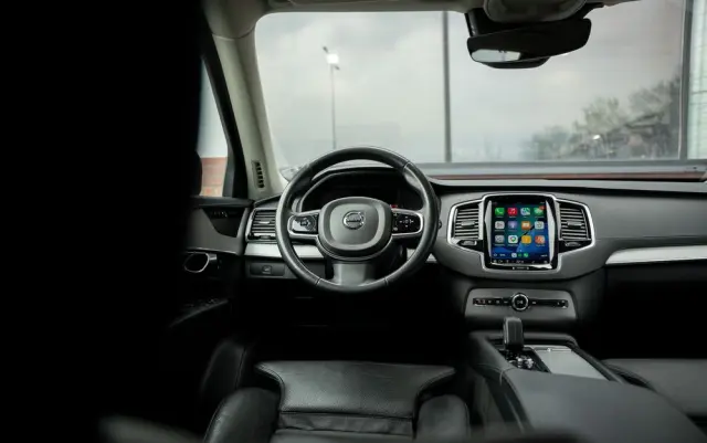 VOLVO XC 90 D5 AWD Inscription 7os