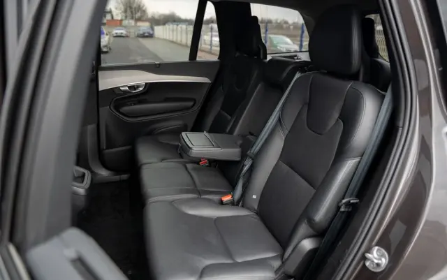 VOLVO XC 90 D5 AWD Inscription 7os