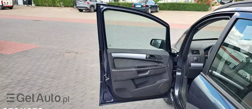 OPEL Zafira 1.8 Enjoy