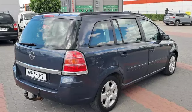 OPEL Zafira 1.8 Enjoy
