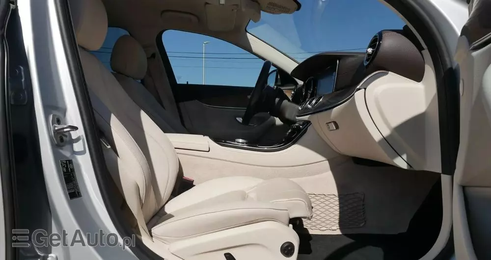 MERCEDES-BENZ Klasa E 300 de Exclusive
