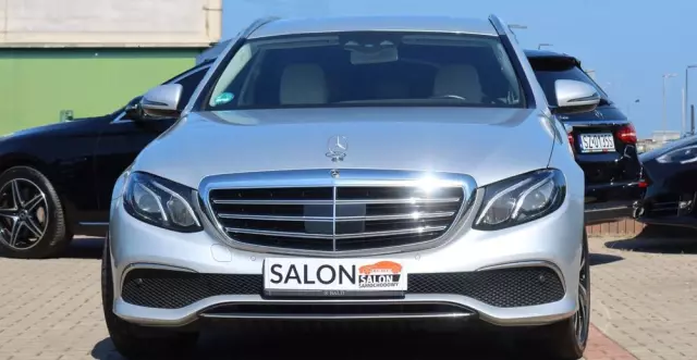 MERCEDES-BENZ Klasa E 300 de Exclusive