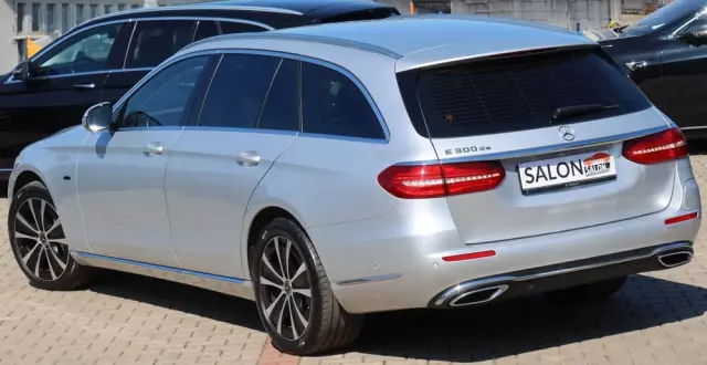 MERCEDES-BENZ Klasa E 300 de Exclusive