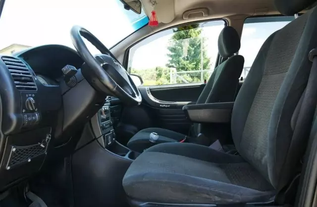 OPEL Zafira 