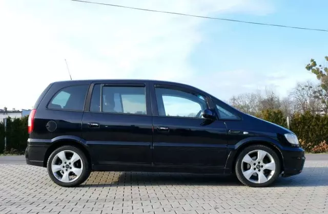 OPEL Zafira 
