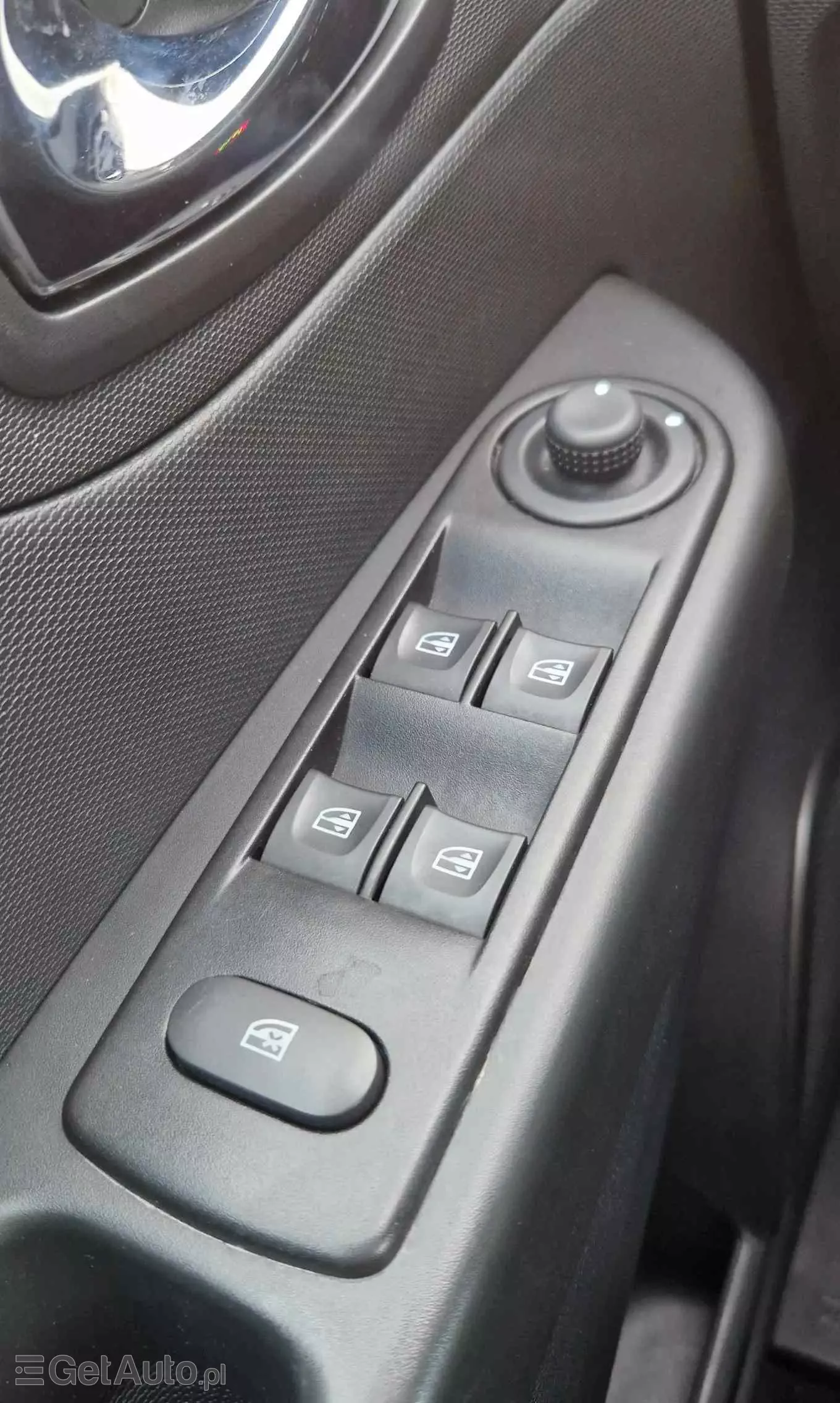 RENAULT Captur 0.9 Energy TCe Intens