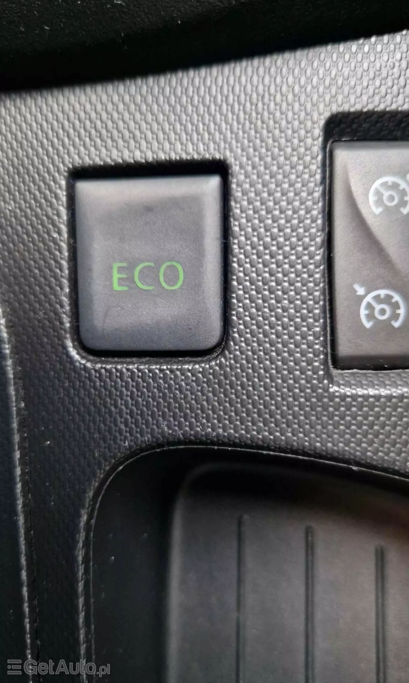 RENAULT Captur 0.9 Energy TCe Intens