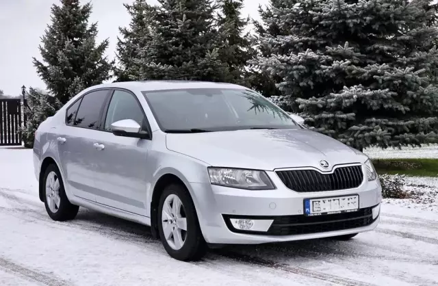 SKODA Octavia 