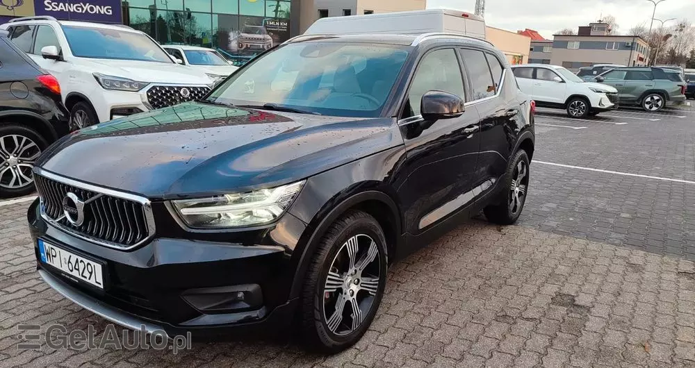VOLVO XC 40 
