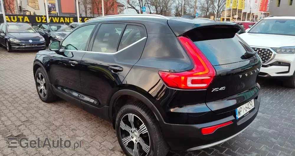 VOLVO XC 40 