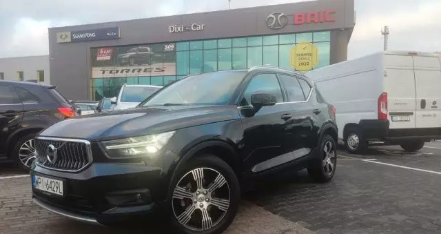 VOLVO XC 40 