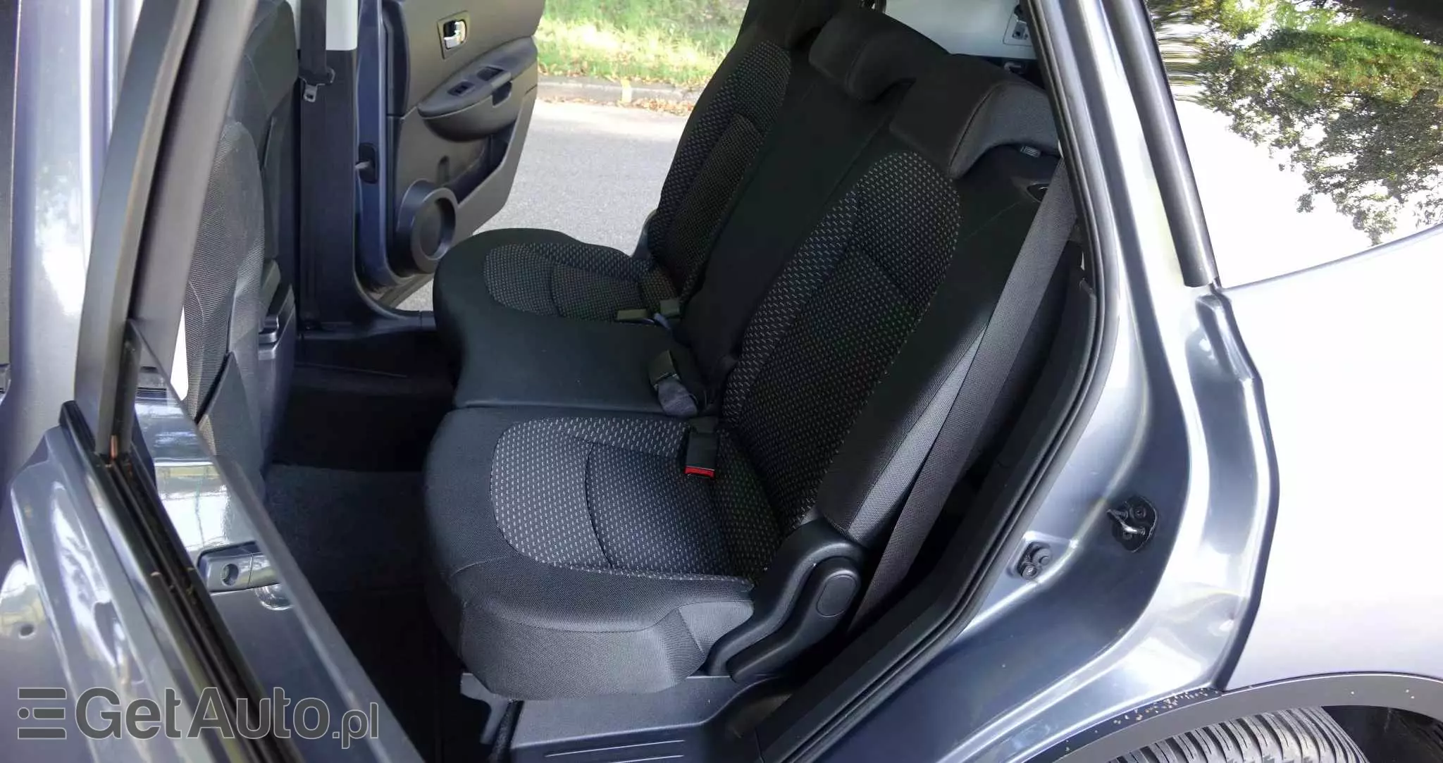 NISSAN Qashqai+2 2.0 Acenta