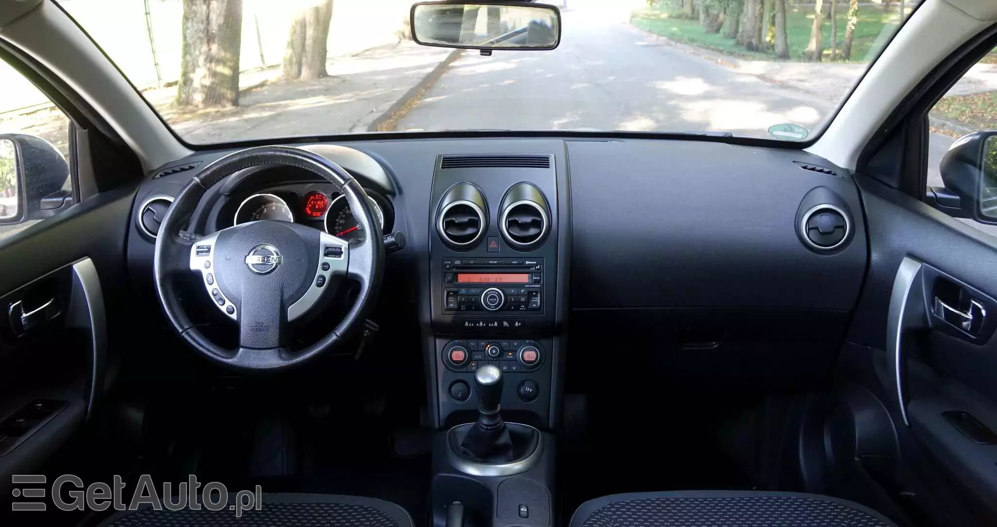 NISSAN Qashqai+2 2.0 Acenta