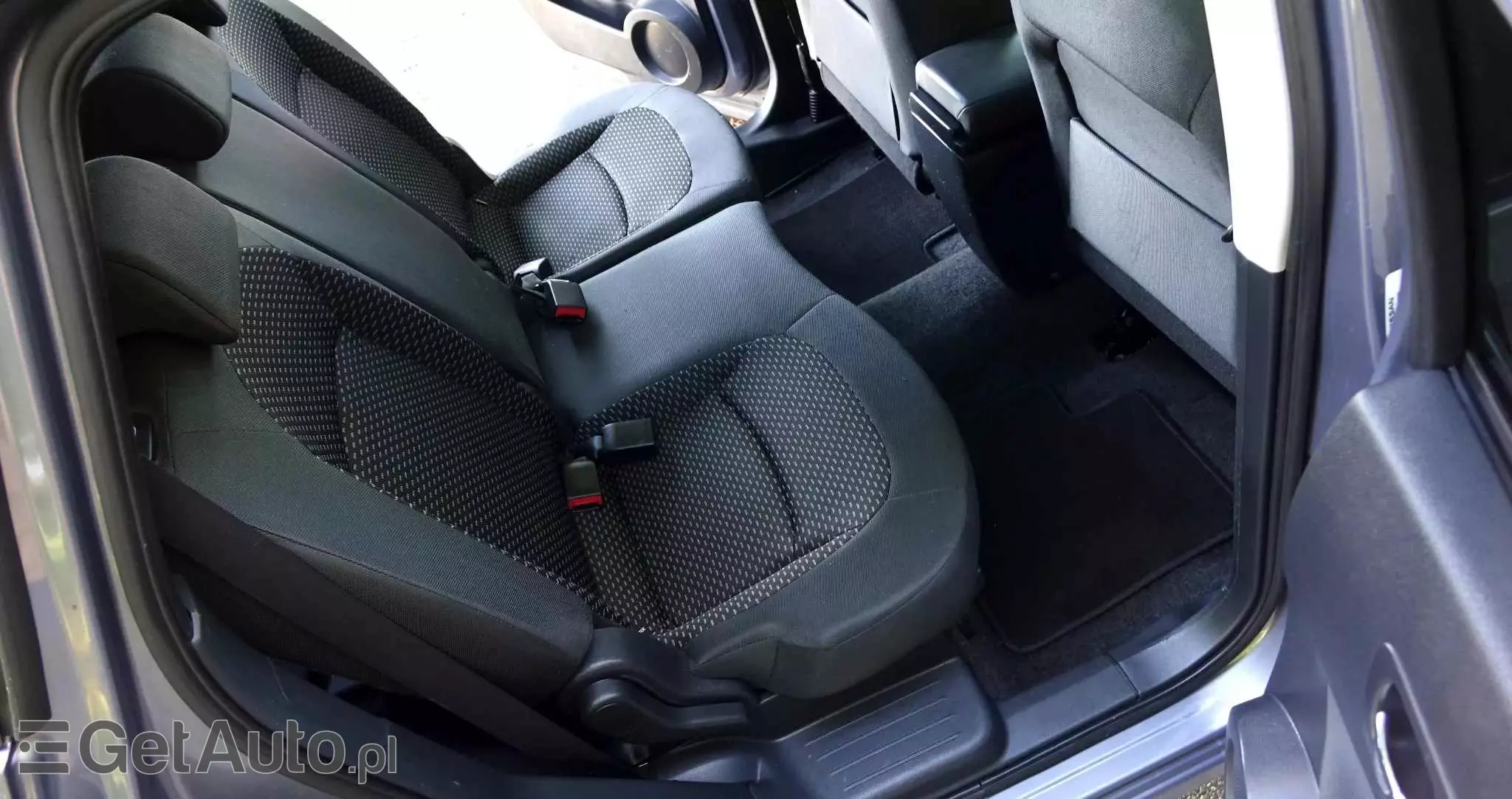 NISSAN Qashqai+2 2.0 Acenta