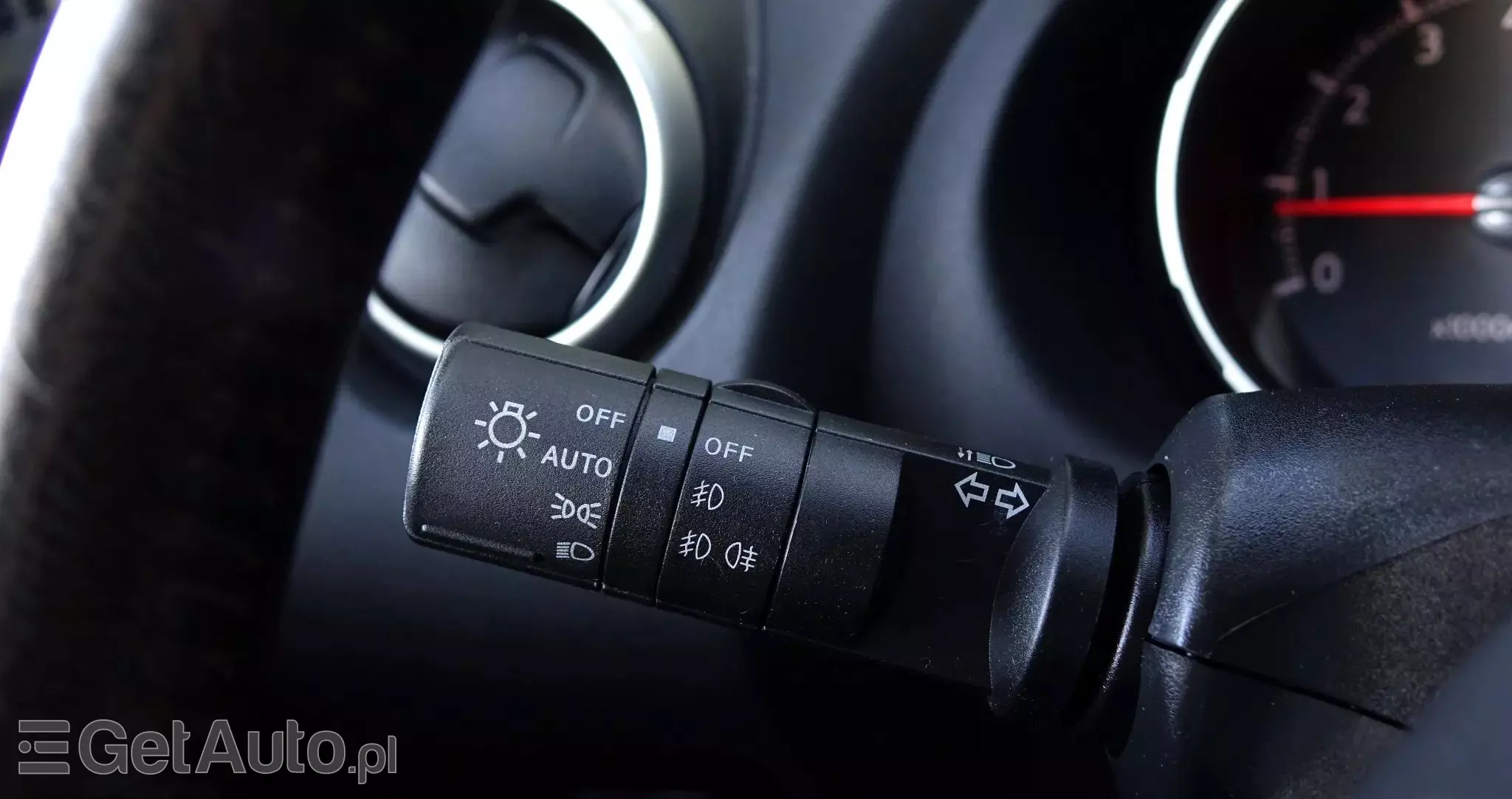 NISSAN Qashqai+2 2.0 Acenta