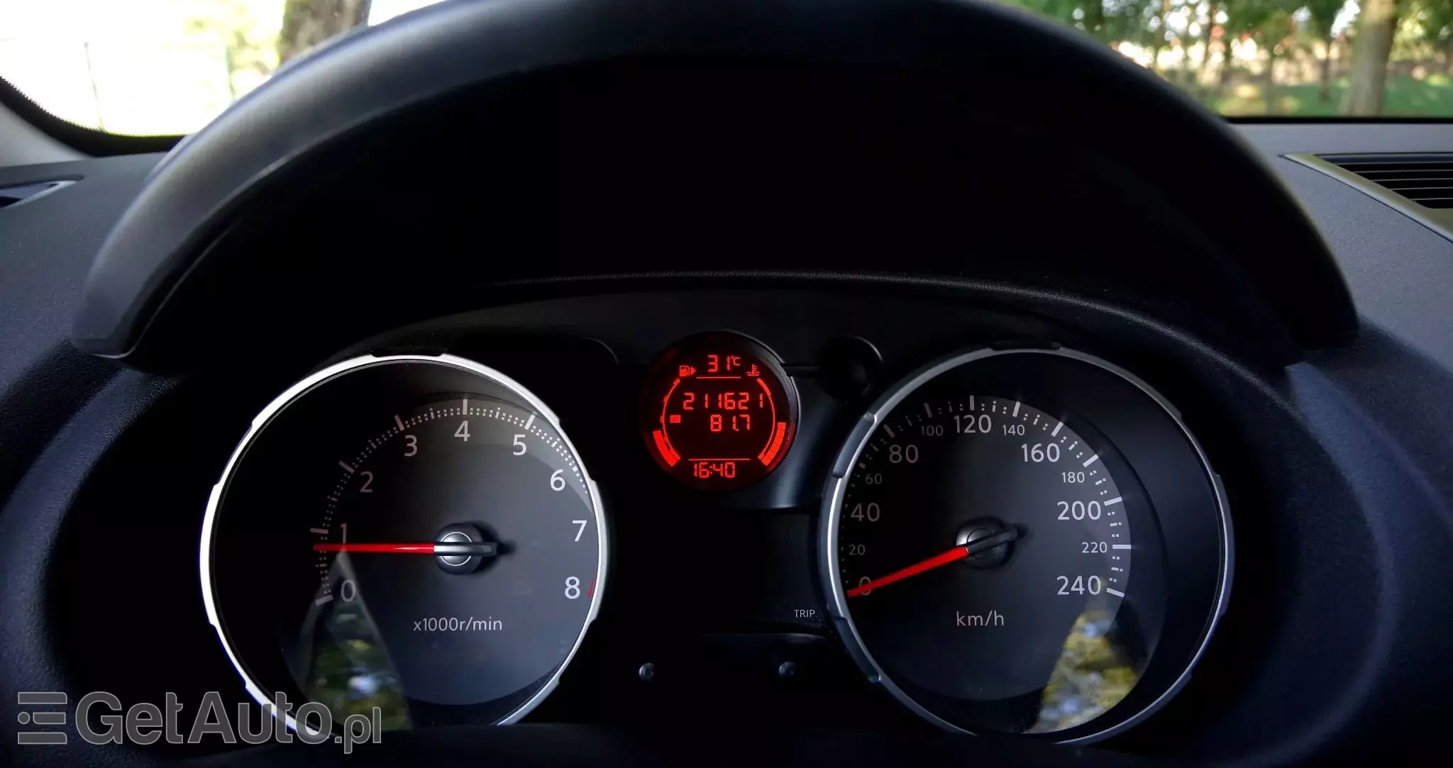 NISSAN Qashqai+2 2.0 Acenta