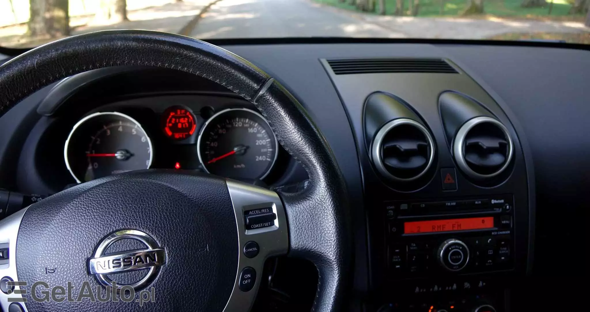 NISSAN Qashqai+2 2.0 Acenta