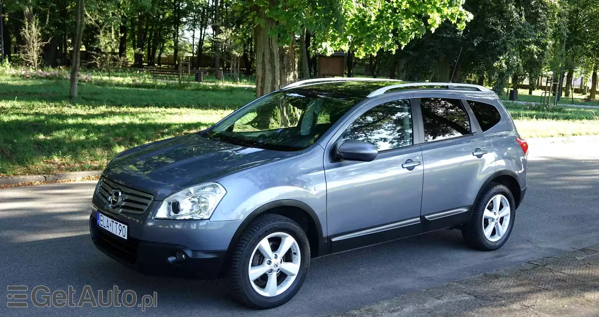 NISSAN Qashqai+2 2.0 Acenta