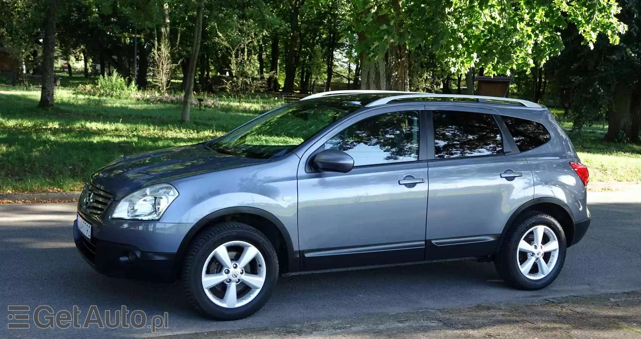 NISSAN Qashqai+2 2.0 Acenta