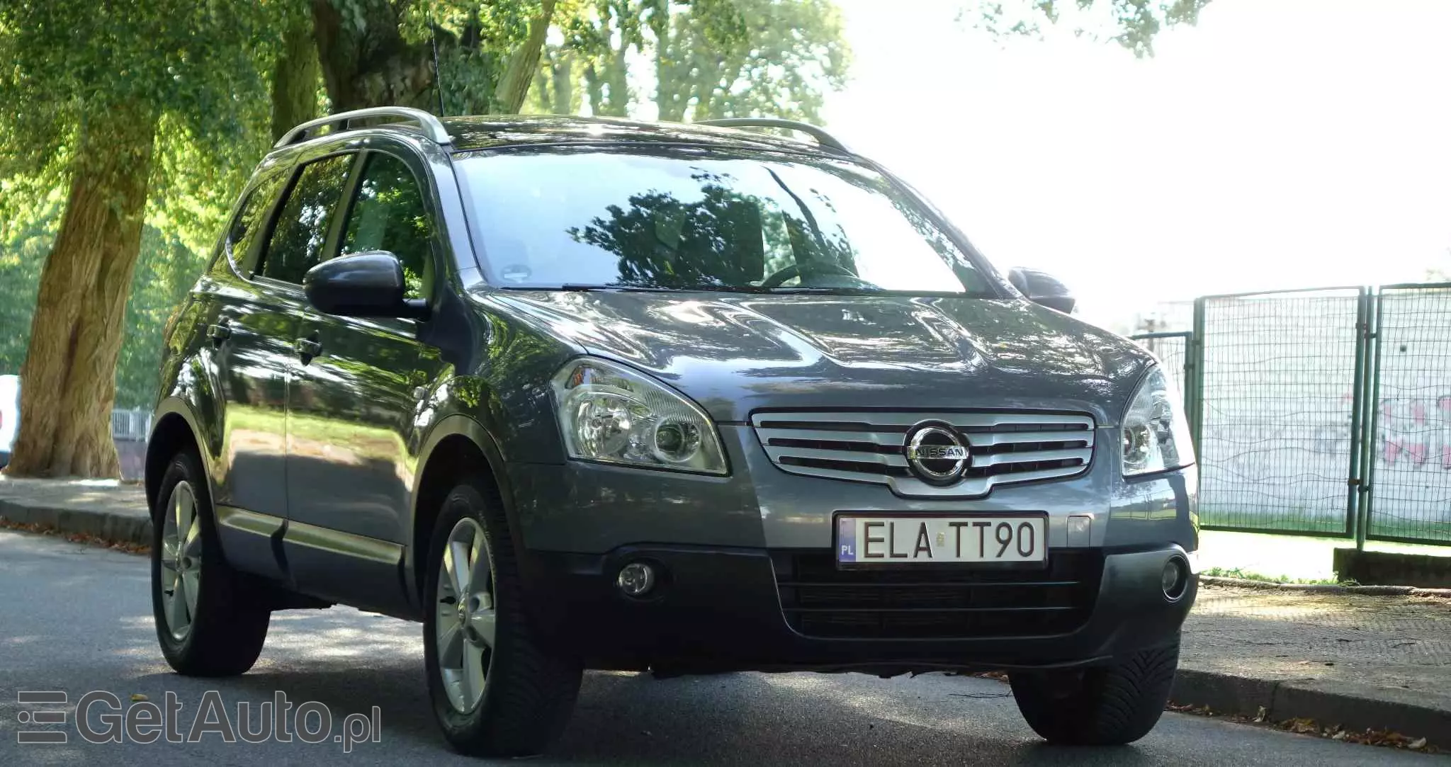 NISSAN Qashqai+2 2.0 Acenta