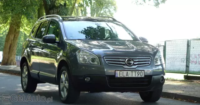 NISSAN Qashqai+2 2.0 Acenta