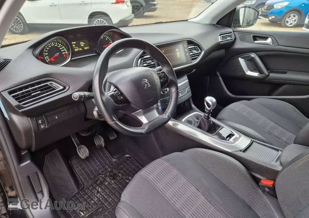 PEUGEOT 308 1.5 BlueHDi Business Line S&S