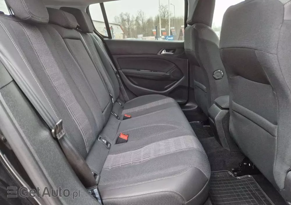 PEUGEOT 308 1.5 BlueHDi Business Line S&S