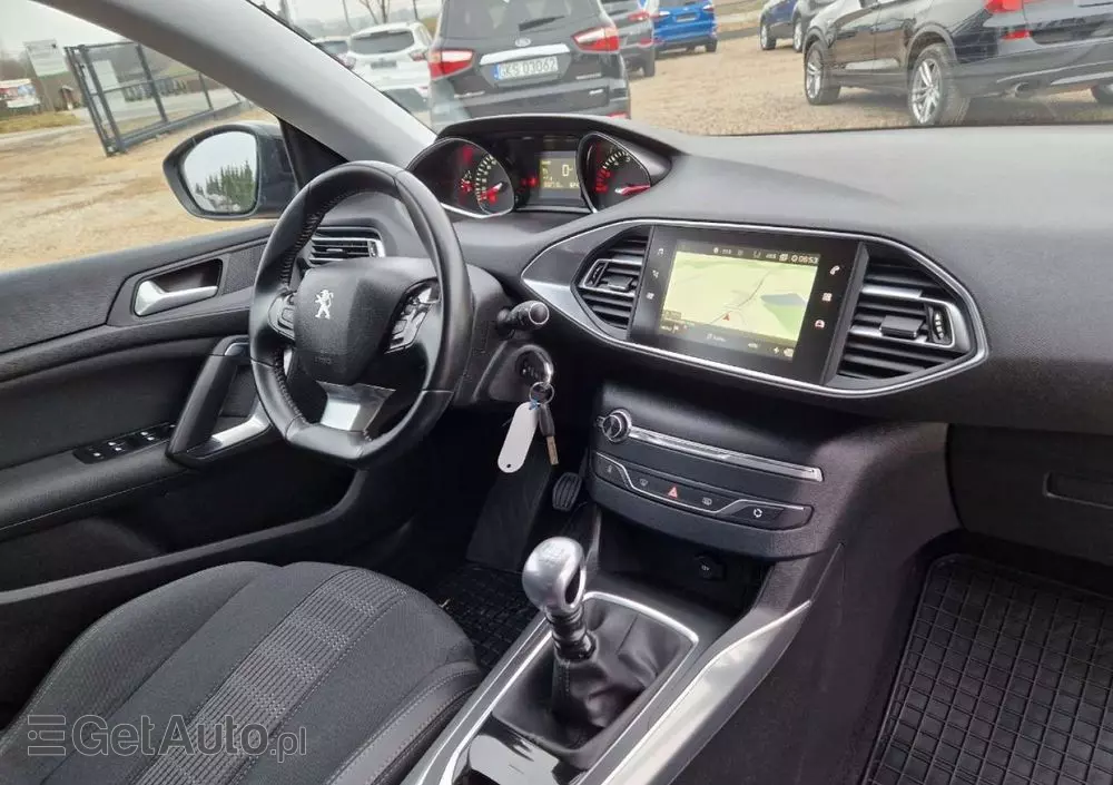 PEUGEOT 308 1.5 BlueHDi Business Line S&S