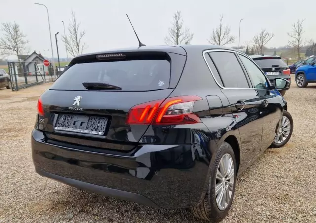 PEUGEOT 308 1.5 BlueHDi Business Line S&S