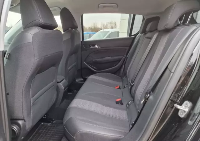 PEUGEOT 308 1.5 BlueHDi Business Line S&S