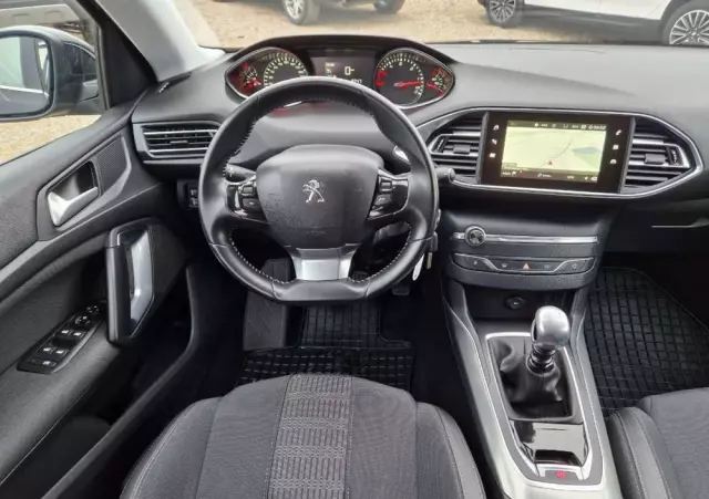 PEUGEOT 308 1.5 BlueHDi Business Line S&S