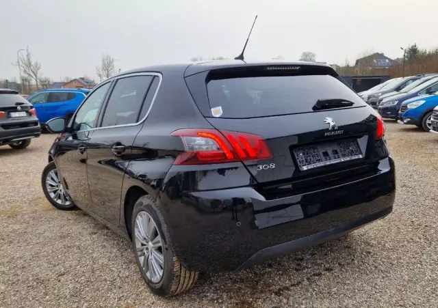 PEUGEOT 308 1.5 BlueHDi Business Line S&S