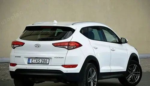 HYUNDAI Tucson 