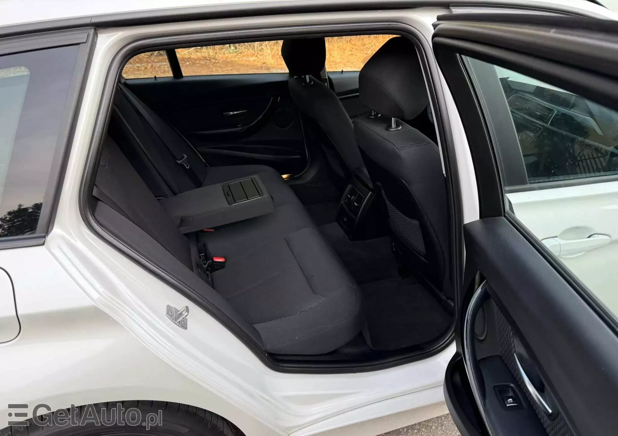 BMW Seria 3 318d Sport Line Shadow