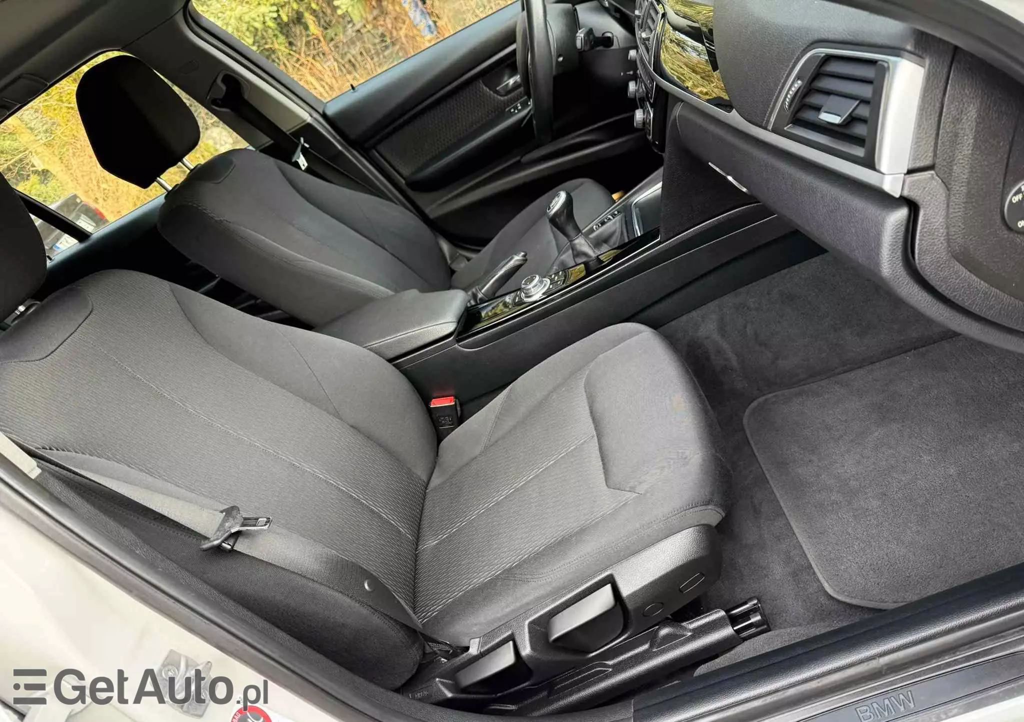 BMW Seria 3 318d Sport Line Shadow