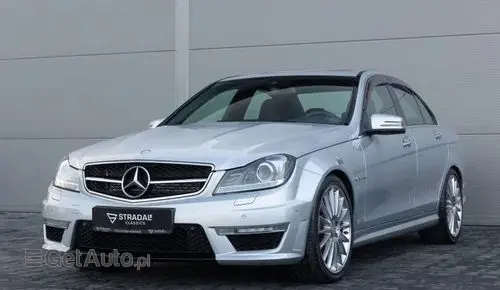 MERCEDES-BENZ Klasa C 63 AMG  