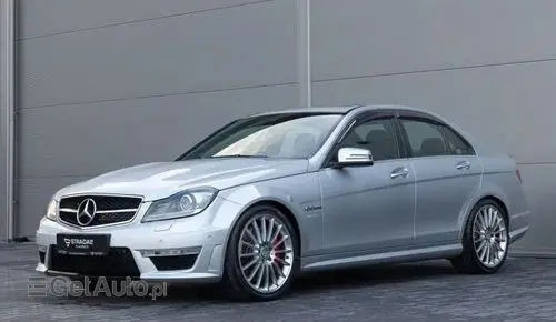 MERCEDES-BENZ Klasa C 63 AMG  