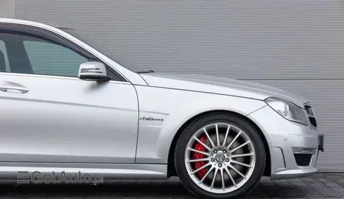 MERCEDES-BENZ Klasa C 63 AMG  