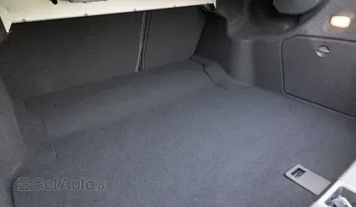 MERCEDES-BENZ Klasa C 63 AMG  