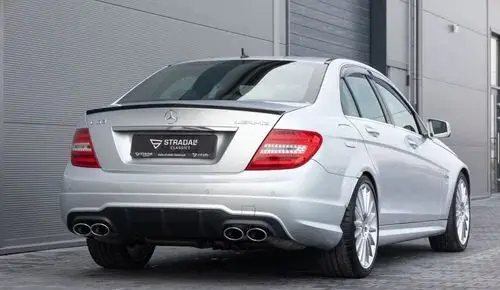 MERCEDES-BENZ Klasa C 63 AMG  