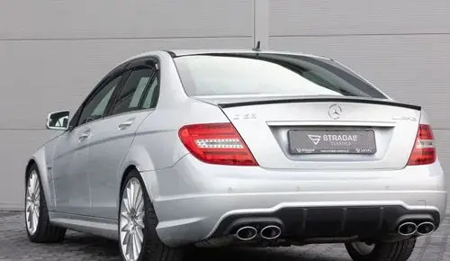 MERCEDES-BENZ Klasa C 63 AMG  