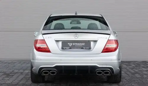 MERCEDES-BENZ Klasa C 63 AMG  