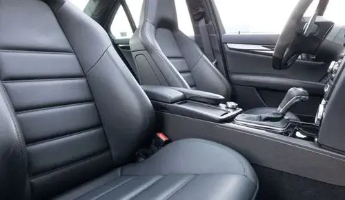 MERCEDES-BENZ Klasa C 63 AMG  