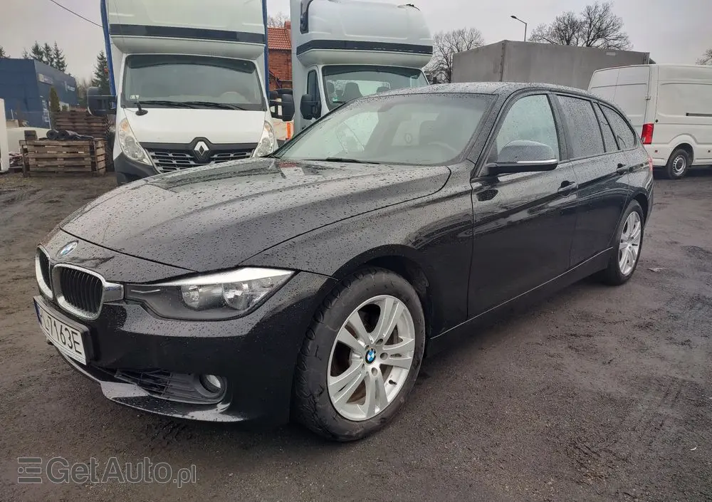 BMW Seria 3 318d Sport Line