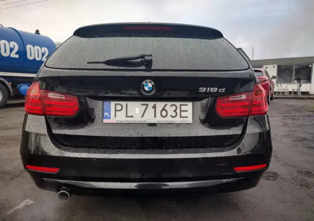 BMW Seria 3 318d Sport Line