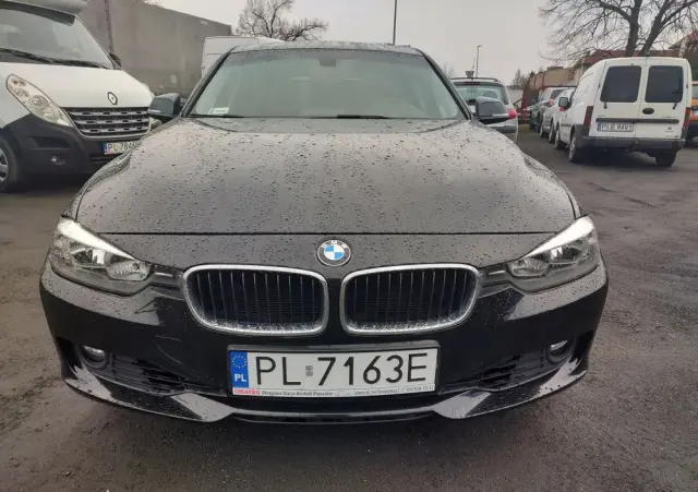 BMW Seria 3 318d Sport Line