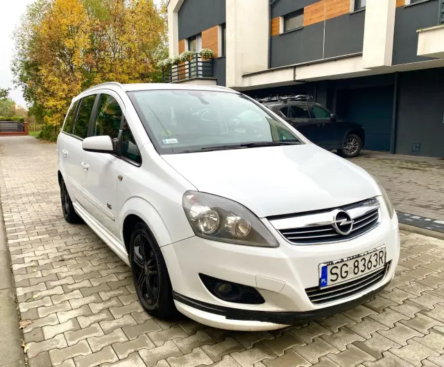OPEL Zafira 