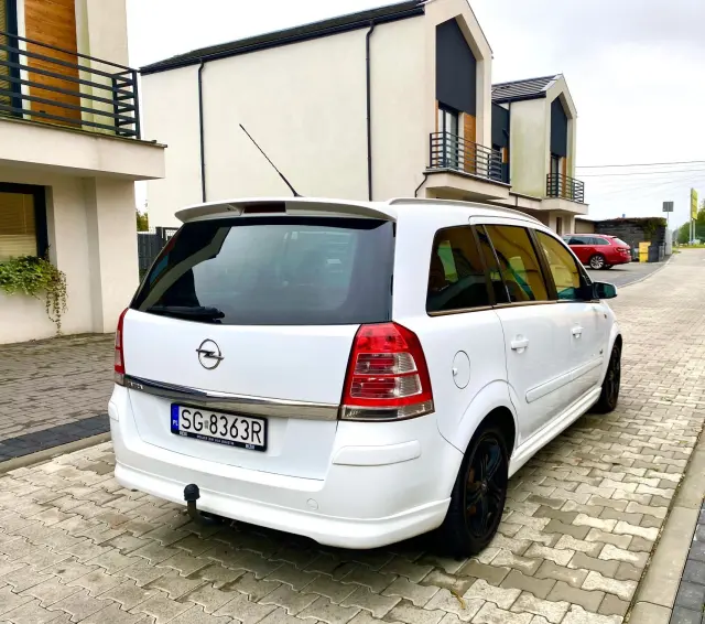 OPEL Zafira 